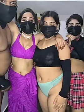 Family02 ওয়েবক্যাম শো
