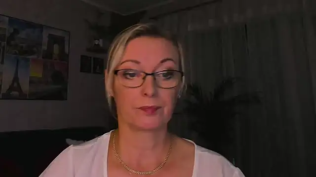 vanessa_chat live XXX chat