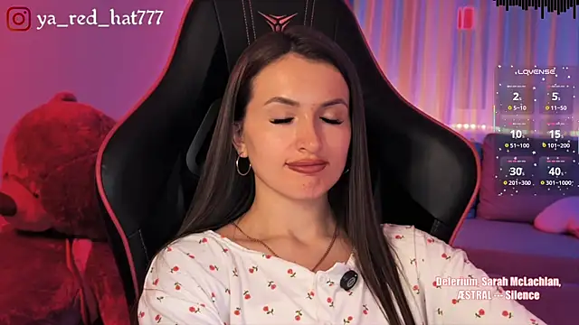-RED_HAT-n Live XXX chat