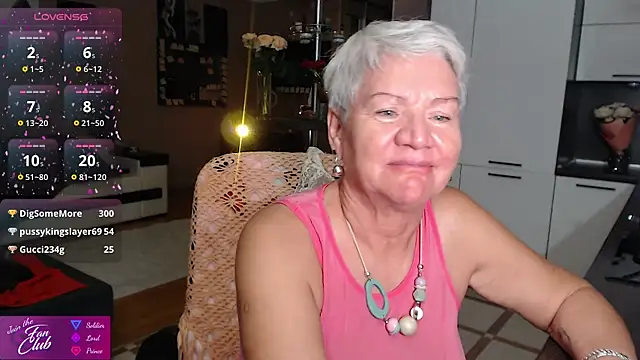 Show modela roxana_brooks na web-kameri