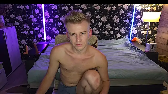 Vuitton Live XXX-Chat