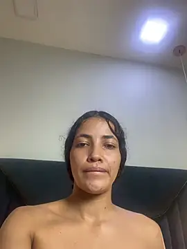 Chatroom XXX en direct de Megan_Duskk