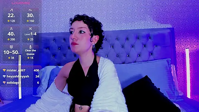 Онлайн чат XXX NohaCooper