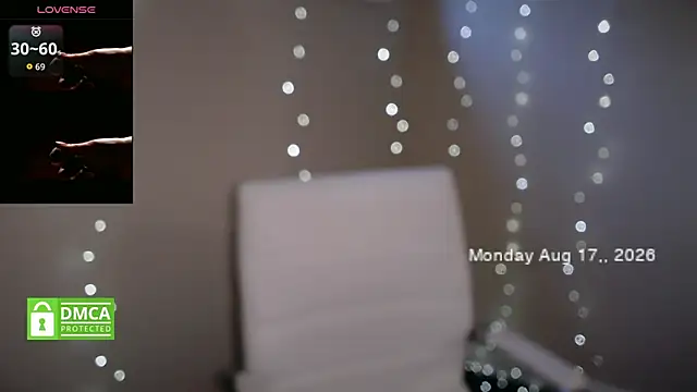 SuggestiveBehavior's Webcam Show