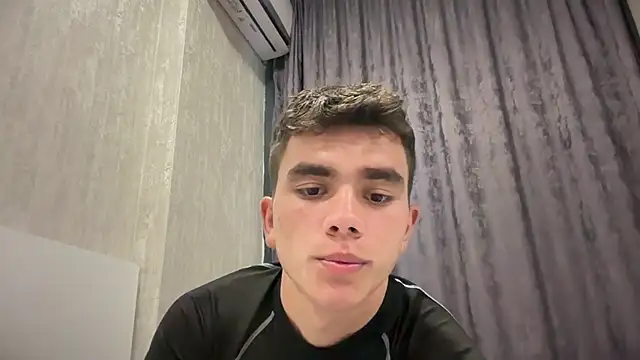 Just_Max02 Live XXX Chat