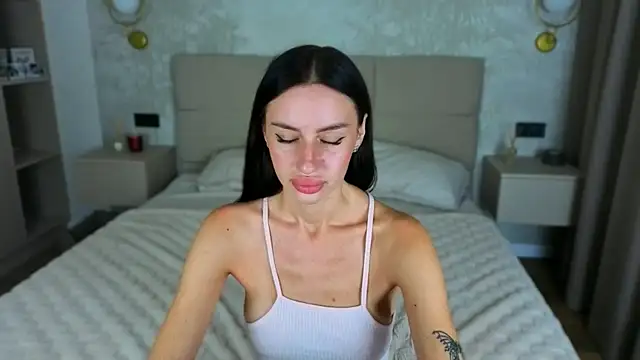 Snow_WhiteeeX élő XXX-chatje