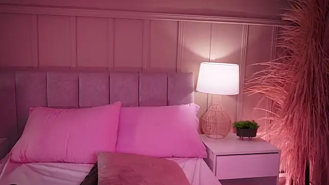 curvyliciousss' Live XXX Chat