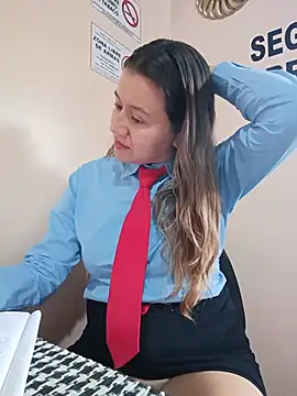 Chat +18 de Hannah-colx ao vivo