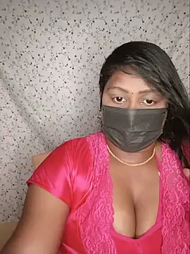 Tamil_Romantic_Saro Adlı Modelin Web Kamerası Şovu