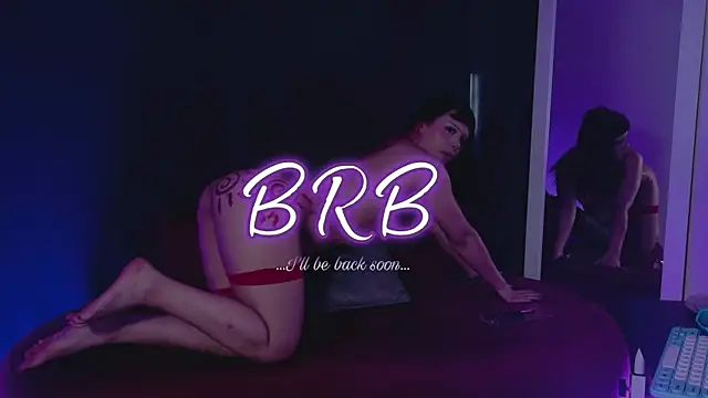 Neferet3 – Naživo XXX chat