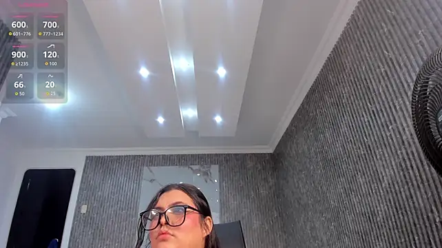 Danniela18_'s Webcam Show