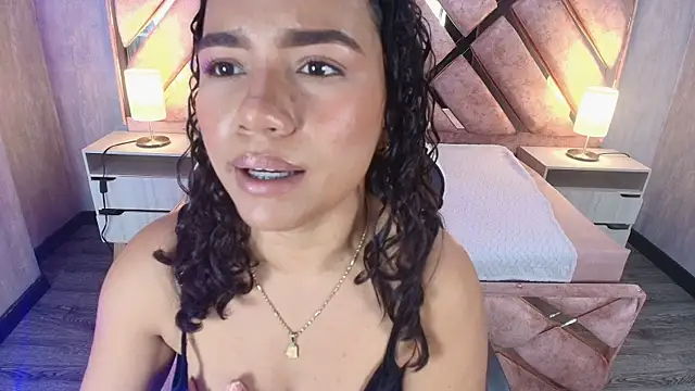 TamaraaHoney Obrolan Langsung XXX