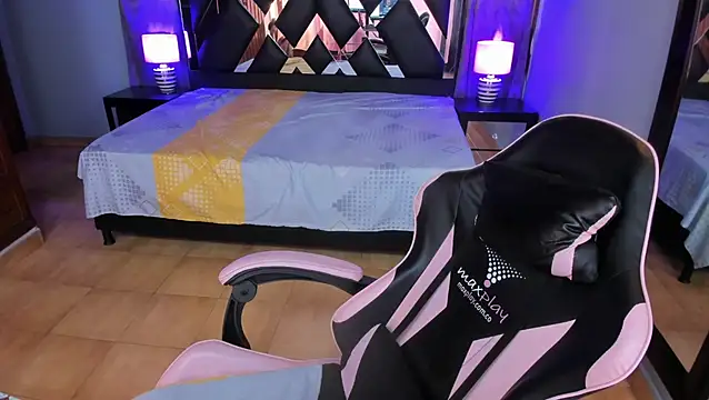 Linda4Petite 라이브 XXX 채팅