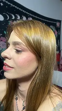 Chat +18 de ---Red-haired-Fox--- ao vivo