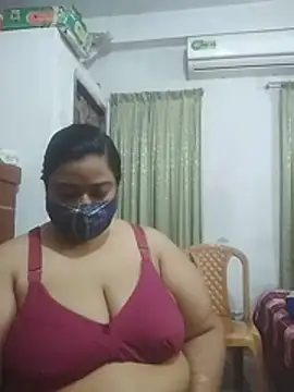 momo_loves লাইভ XXX চ্যাট
