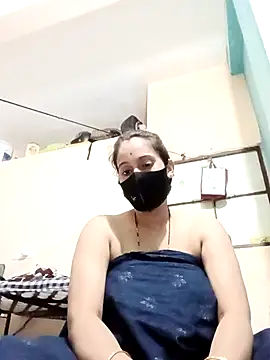 Divyanshi_hott 网络视讯表演