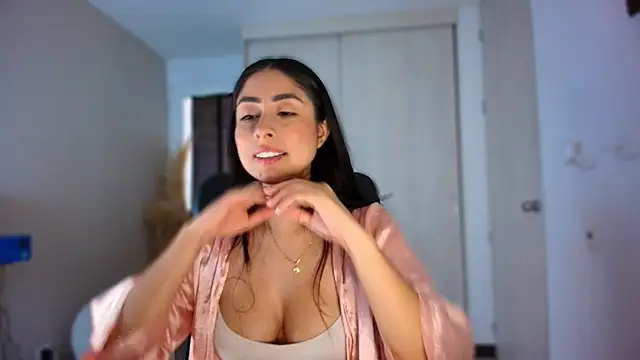 auroracaruso11 Show in webcam