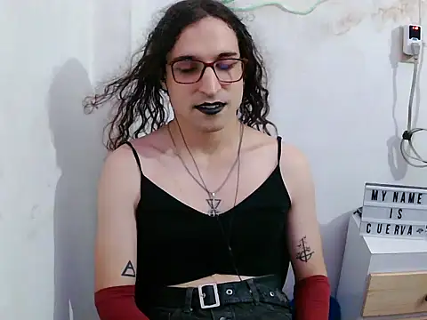 LaCuerva19 Show in webcam