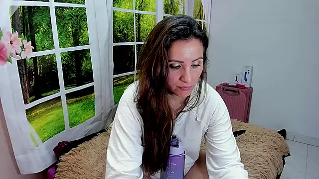 vanessabrown_: απευθείας συνομιλία ΧΧΧ