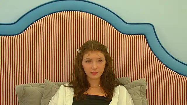 Chat XXX en directo de SophiaProve