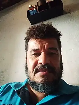 tarra122 Adlı Modelin Canlı XXX Sohbeti