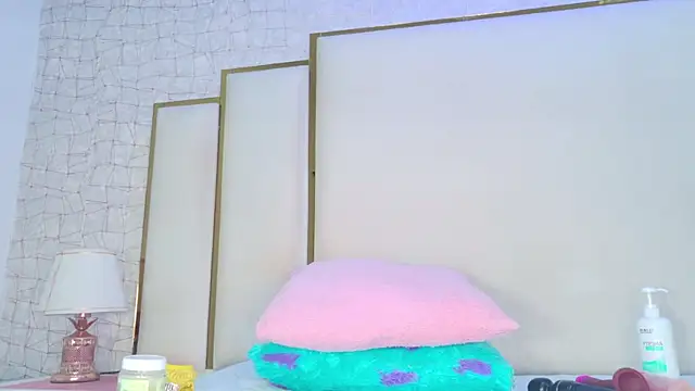 thalia888_'s Live XXX Chat