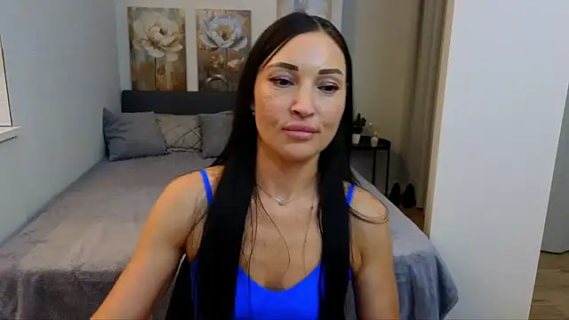 NikoleMills' Live XXX Chat