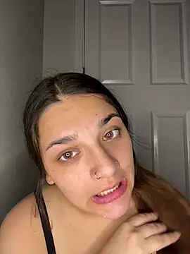 treasurebabii Chat XXX in diretta