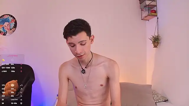 VicenteFerrer Live XXX Chat