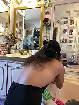 Chat +18 de TranSexualJade95 ao vivo