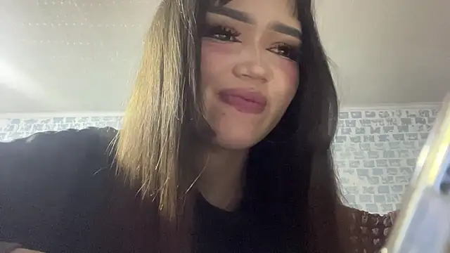 JerriePatches Adlı Modelin Canlı XXX Sohbeti