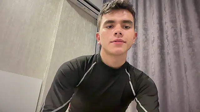 Just_Max02 Show Webcam