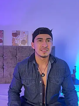 Chris_Clarck's Live XXX Chat
