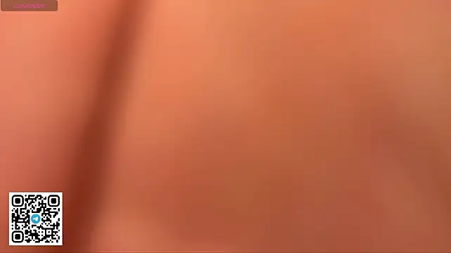 pestiyilinet's Live XXX Chat