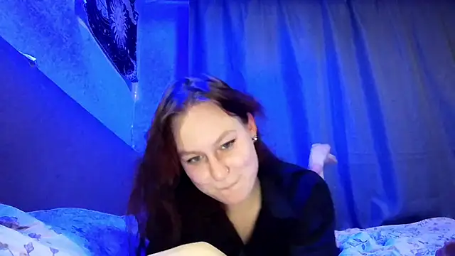 LoiseLovetto Adlı Modelin Canlı XXX Sohbeti