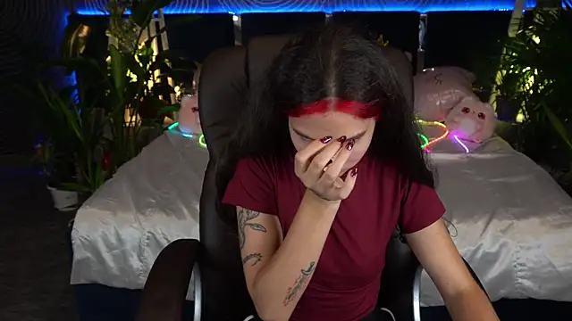 צ'אט XXX בשידור חי של BabyFlowerr