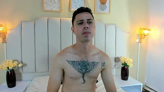 XXX chat uživo modela ClarkKush