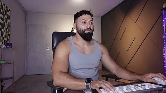 mattmasterss Adlı Modelin Web Kamerası Şovu