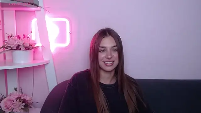 Chat +18 de MilanaAngelAs ao vivo