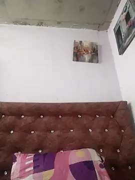 Sallyrosee_ লাইভ XXX চ্যাট