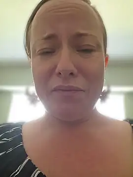 julimonroe – Naživo XXX chat