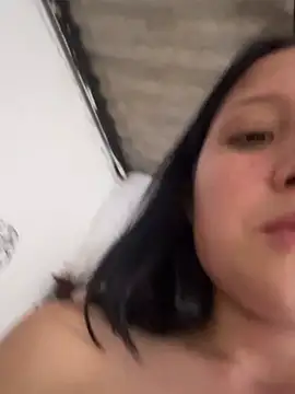 Онлайн чат XXX mileidy0106