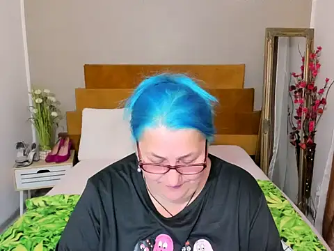 Sugarmommy_69X Adlı Modelin Canlı XXX Sohbeti