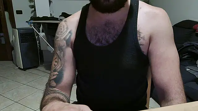 MAIALINOFRIUL Webcam show
