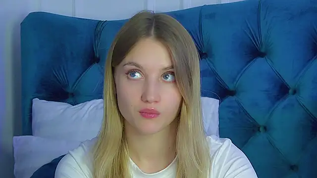 StacyEvances élő XXX-chatje