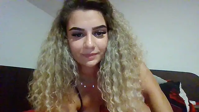 _Jessika13_ – Kamerová šou
