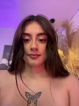 Chat XXX en directo de cute__cherry_