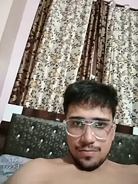 big_indiancock: διαδικτυακό σόου στην κάμερα