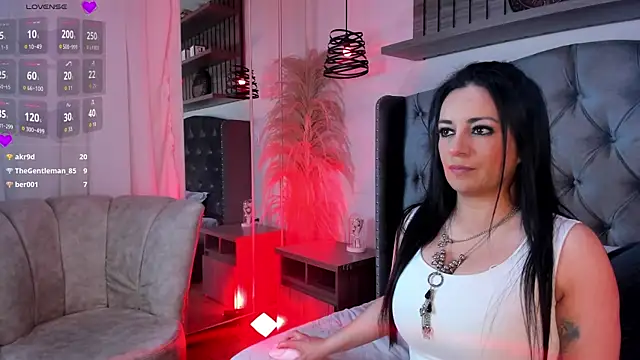 Mirandha_QM live XXX chat