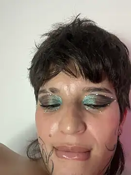 XXX chat uživo modela DayanaDG